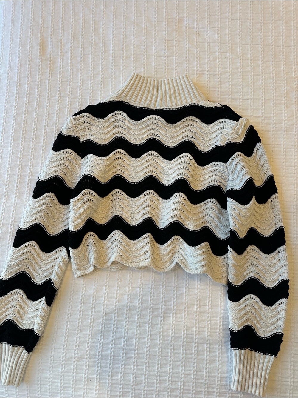 Zara: Striped Cropped Knit Sweater in Black and White - Picture 4 of 5